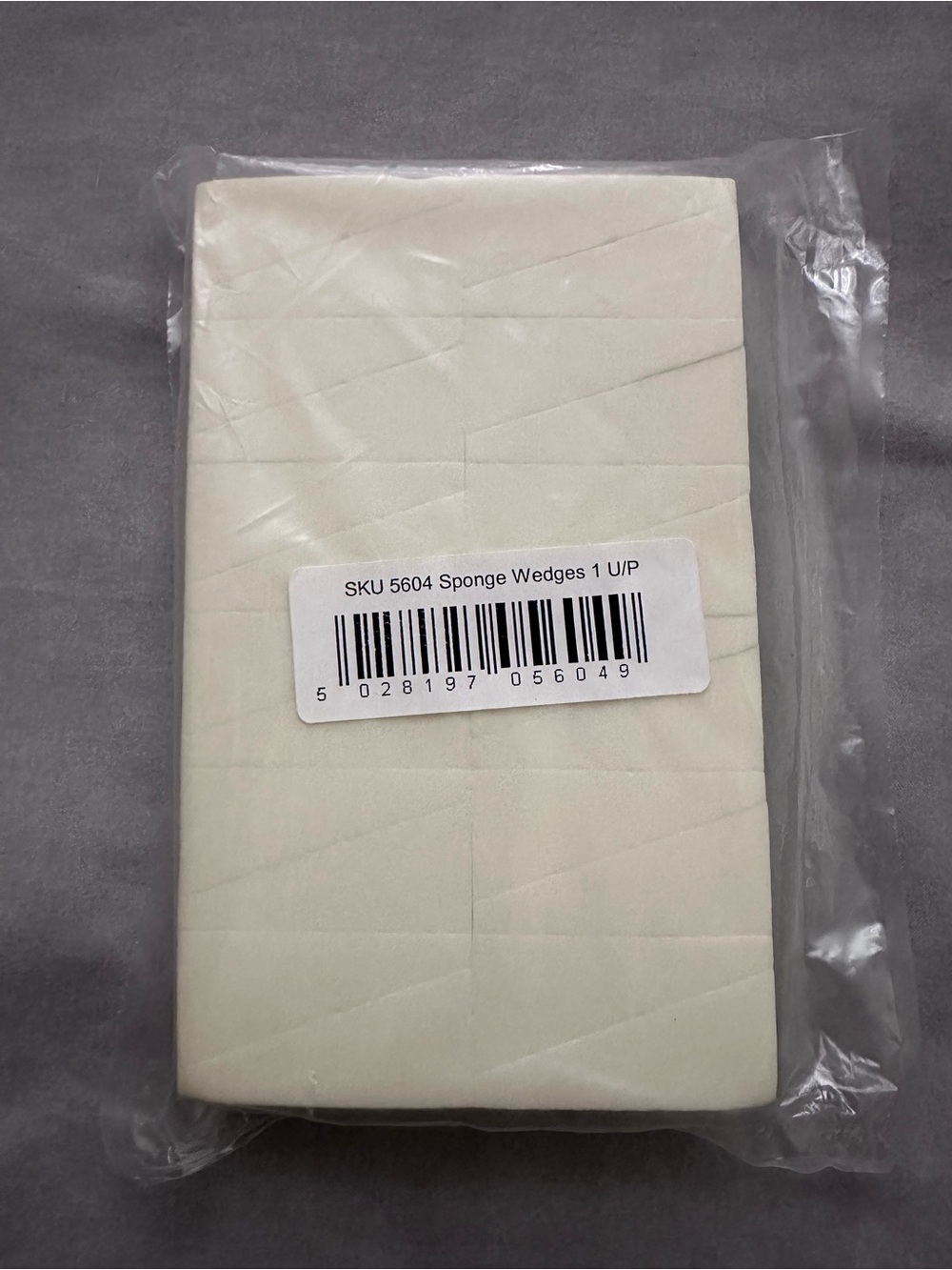 Makeup Sponge Wedges - White (24 Pack)